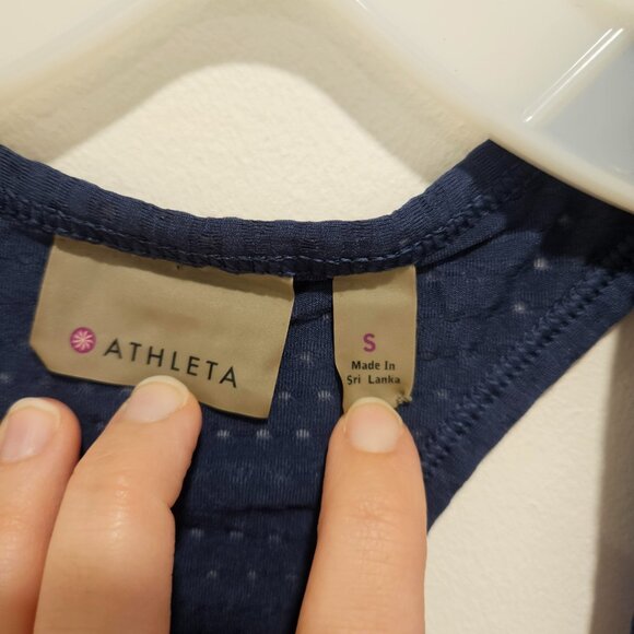 💥$5 ADD ON - Athleta Blue Relaxed Fit Breathable Racerback Gym Tank Top Size S - Picture 8 of 10